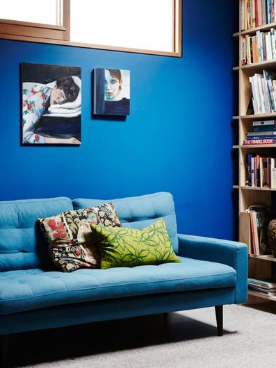 niebieska sofa, collage blog